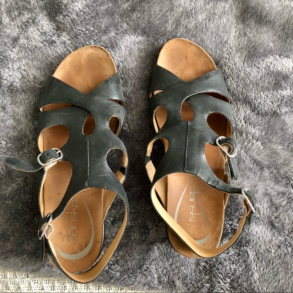 Dansko black heels